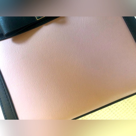 NWOT Kate Spade pink and black purse with gold details and chain - Picture 5 of 9